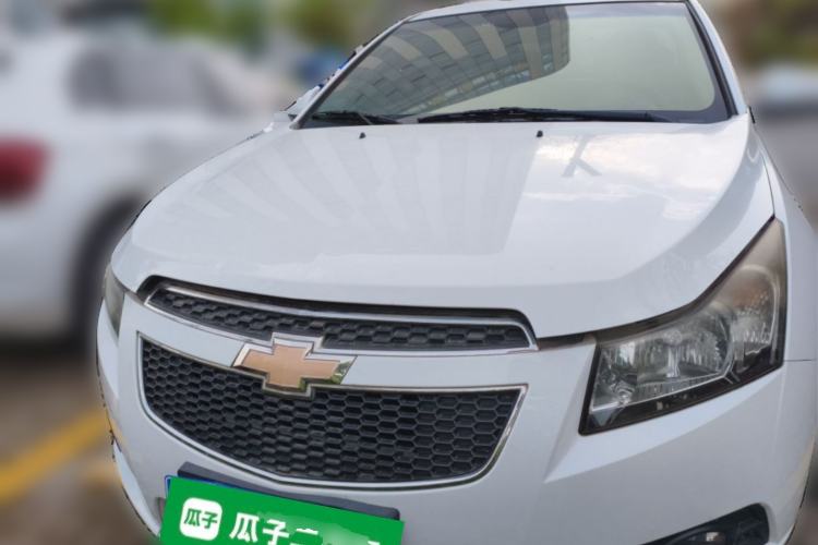Used Chevrolet Cruze 2013 1.6L SE MT Front