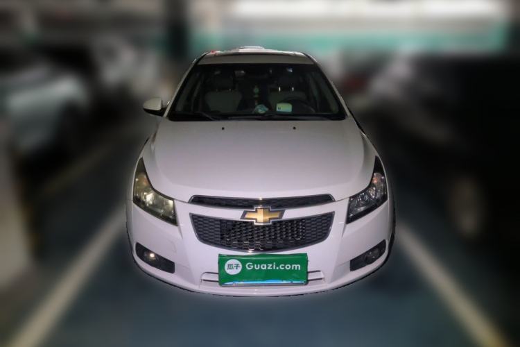 Used Chevrolet Cruze 2013 1.6L SE MT Front