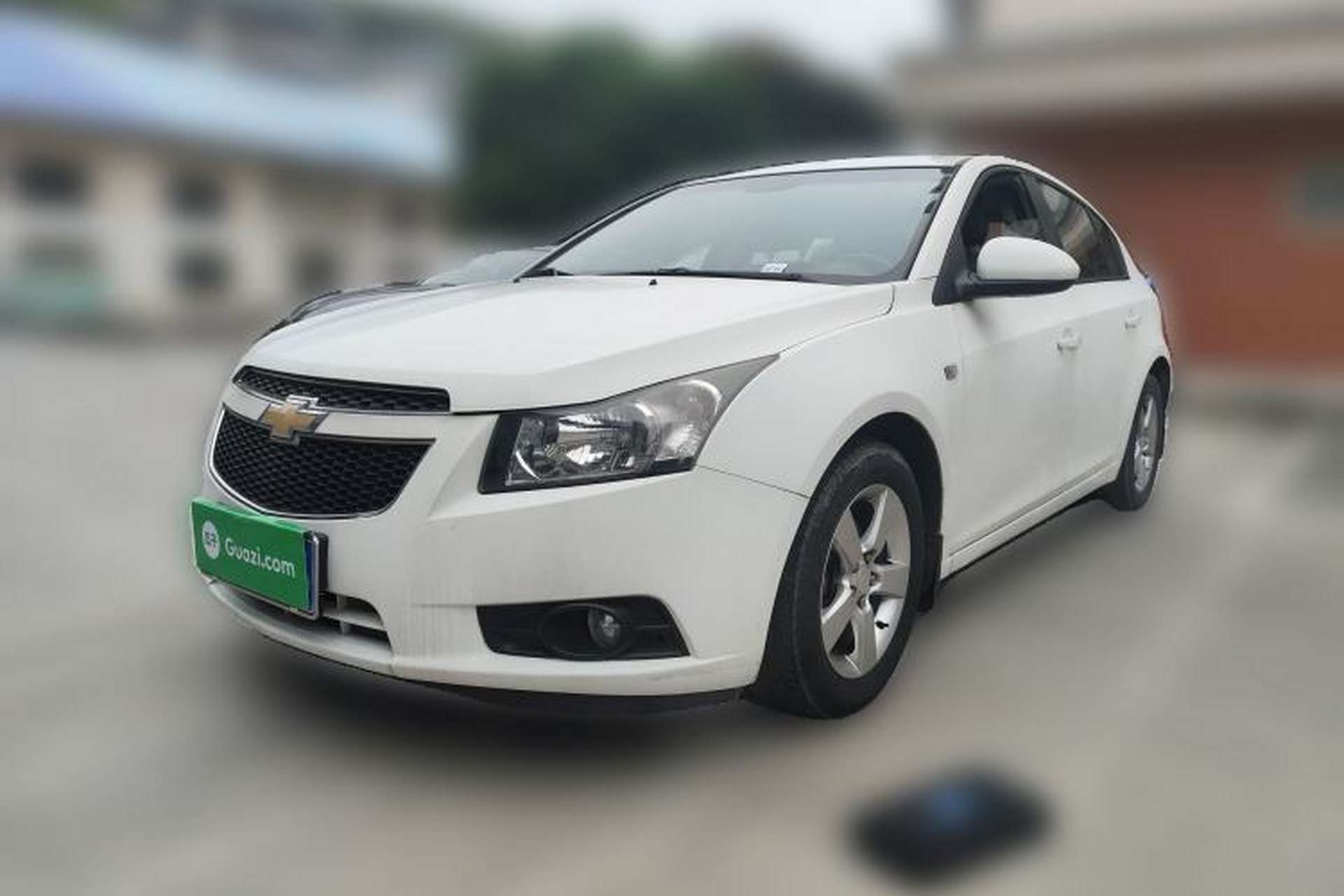 Used Chevrolet Cruze 2013 Hatchback 1.6L Manual Luxury Model Front Left 45 Deg