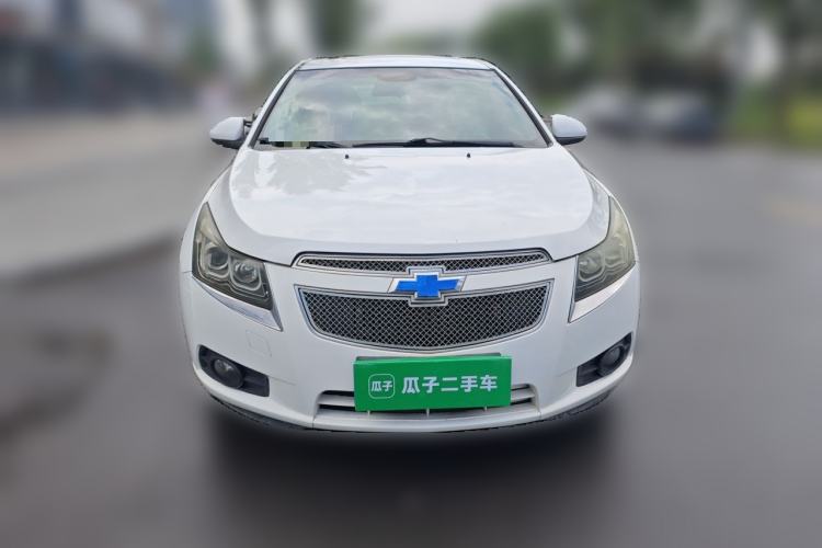 Used Chevrolet Cruze 2013 Hatchback 1.6T Automatic Flagship Model Front