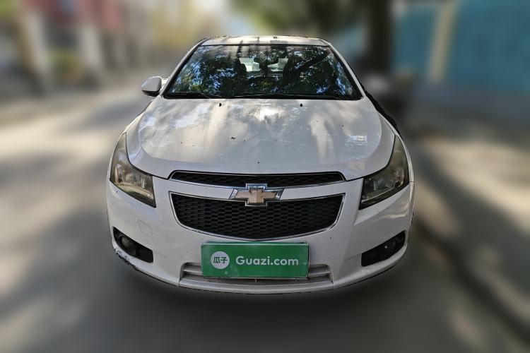 Used Chevrolet Cruze 2013 Hatchback 1.6T Automatic Flagship Model Front
