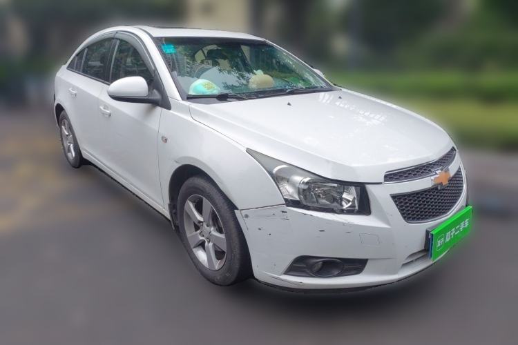 Used Chevrolet Cruze 2013 1.8L SE AT Front Right 45 Deg