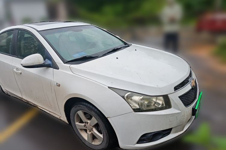 Used Chevrolet Cruze 2013 1.8L SE AT Front Right 45 Deg