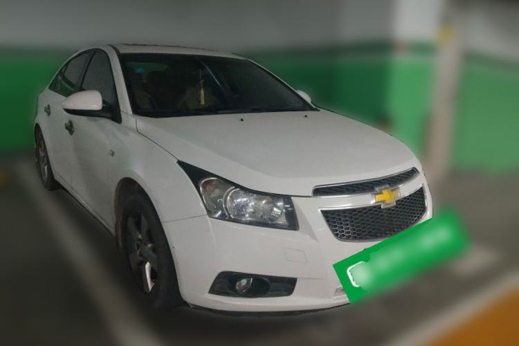 Used Chevrolet Cruze 2013 1.8L SE AT Front Right 45 Deg