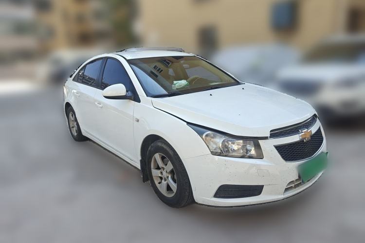 Used Chevrolet Cruze 2013 1.6L SL MT Front Right 45 Deg