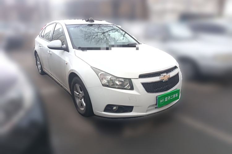 Used Chevrolet Cruze 2013 1.6L SL MT Front Right 45 Deg