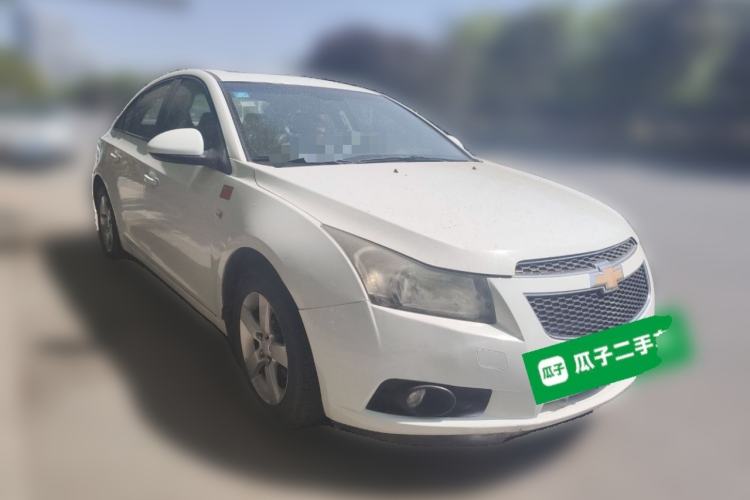 Used Chevrolet Cruze 2013 1.8L SE AT Front Right 45 Deg