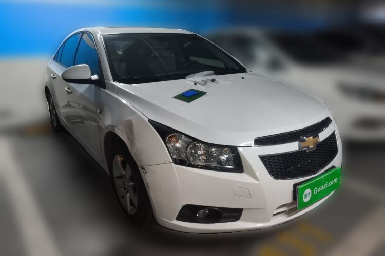 Used Chevrolet Cruze 2013 1.8L SE AT Front Right 45 Deg