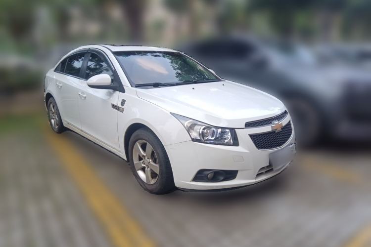 Used Chevrolet Cruze 2013 1.8L SE AT Front Right 45 Deg