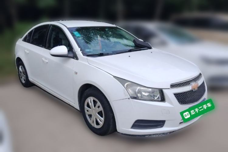 Used Chevrolet Cruze 2013 1.6L SL MT Front Right 45 Deg