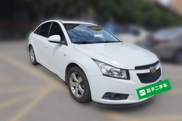 Used Chevrolet Cruze 2013 1.6L SE AT Front Right 45 Deg