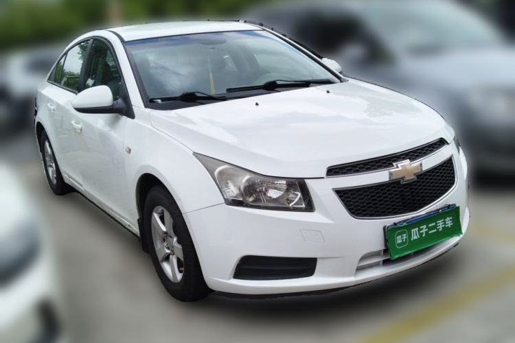 Used Chevrolet Cruze 2013 1.6L SL MT Front Right 45 Deg