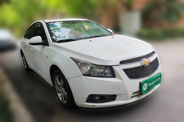 Used Chevrolet Cruze 2013 1.6L SE MT Front Right 45 Deg