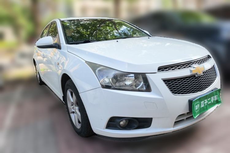 Used Chevrolet Cruze 2013 1.8L SE AT Front Right 45 Deg