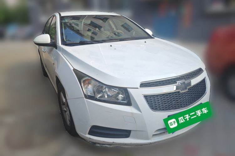 Used Chevrolet Cruze 2013 1.6L SL MT Front Right 45 Deg