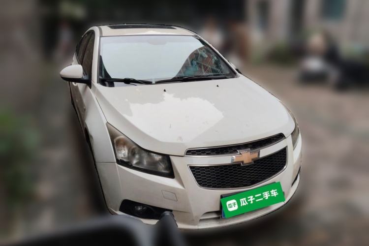 Used Chevrolet Cruze 2013 1.8L SE AT Front Right 45 Deg