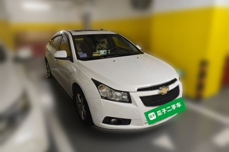 Used Chevrolet Cruze 2013 1.8L SE AT Front Right 45 Deg