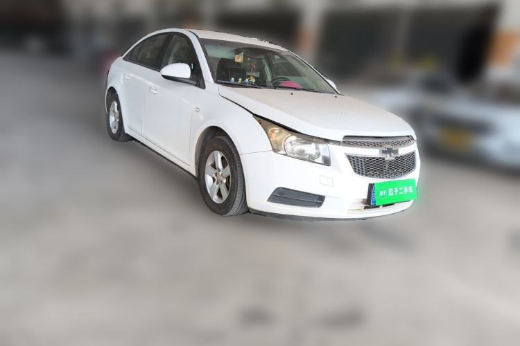Used Chevrolet Cruze 2013 1.6L SL MT Front Right 45 Deg