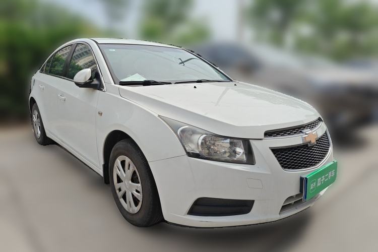 Used Chevrolet Cruze 2013 1.6L SL MT Front Right 45 Deg