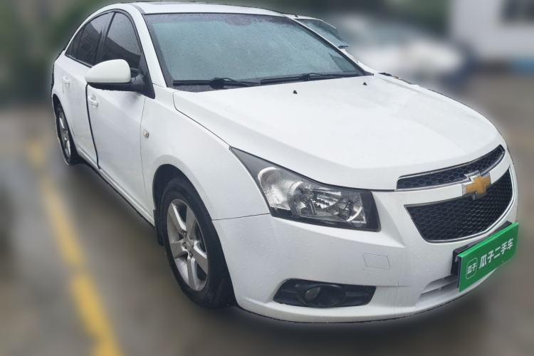 Used Chevrolet Cruze 2013 1.8L SE AT Front Right 45 Deg