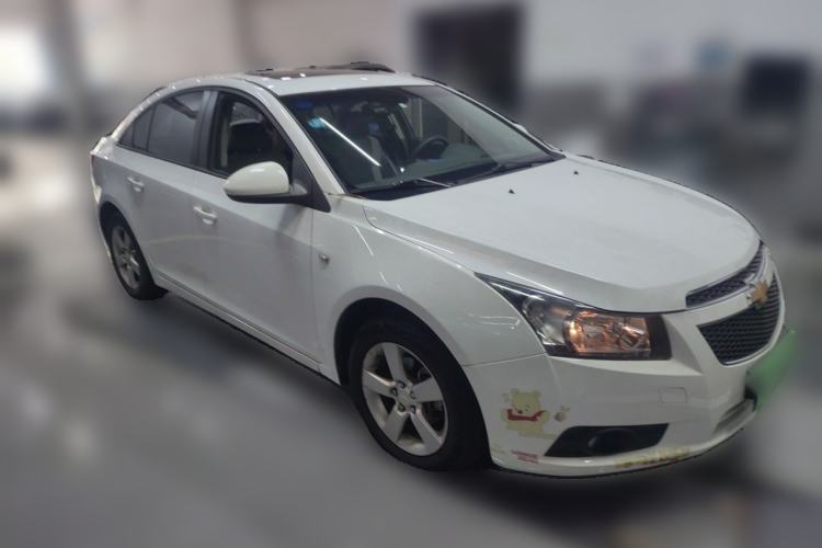 Used Chevrolet Cruze 2013 1.8L SE AT Front Right 45 Deg