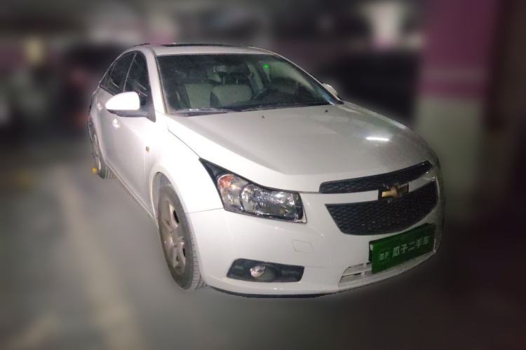 Used Chevrolet Cruze 2013 1.8L SE AT Front Right 45 Deg
