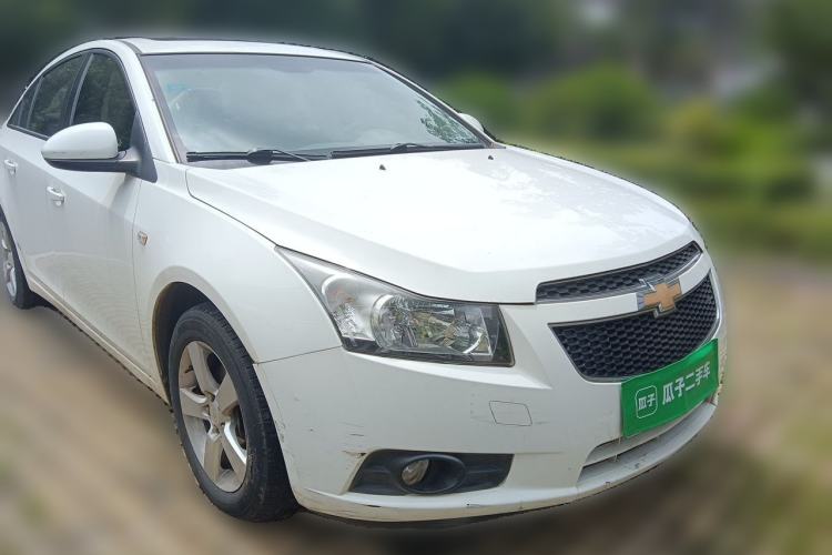 Used Chevrolet Cruze 2013 1.8L SE AT Front Right 45 Deg
