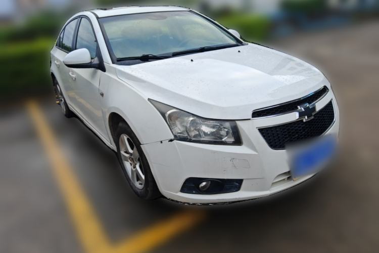 Used Chevrolet Cruze 2013 1.8L SE AT Front Right 45 Deg
