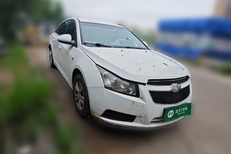 Used Chevrolet Cruze 2013 1.6L SL MT Front Right 45 Deg