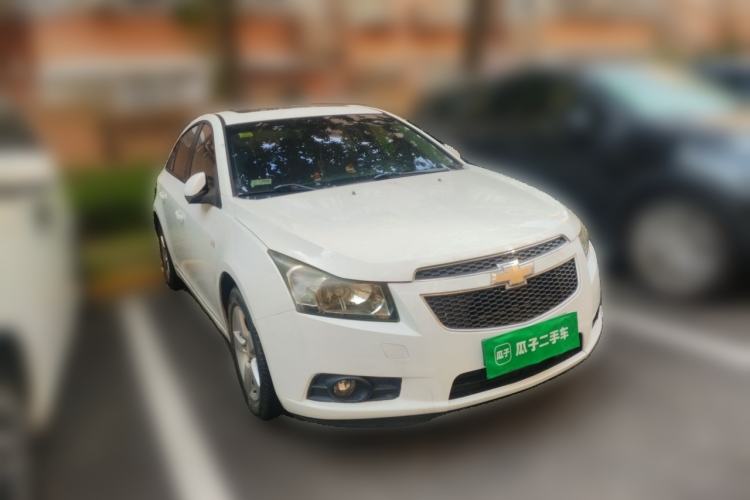 Used Chevrolet Cruze 2013 1.8L SE AT Front Right 45 Deg