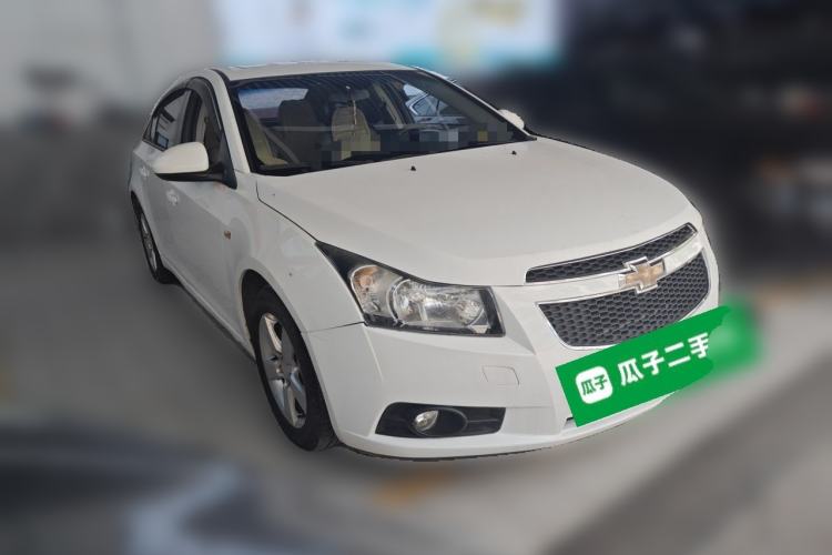 Used Chevrolet Cruze 2013 1.8L SE AT Front Right 45 Deg