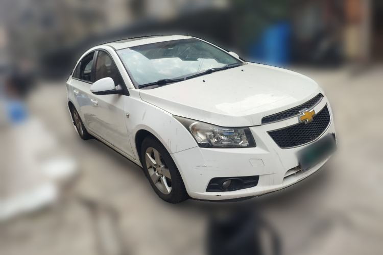 Used Chevrolet Cruze 2013 1.6L SE MT Front Right 45 Deg