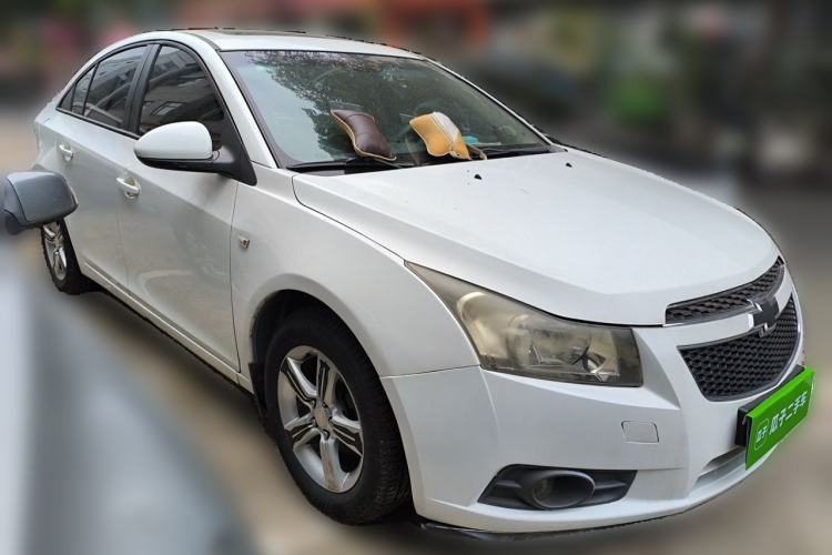 Used Chevrolet Cruze 2013 1.6L SE AT Front Right 45 Deg