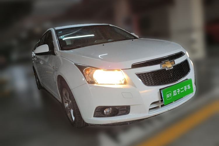 Used Chevrolet Cruze 2013 1.8L SE AT Front Right 45 Deg
