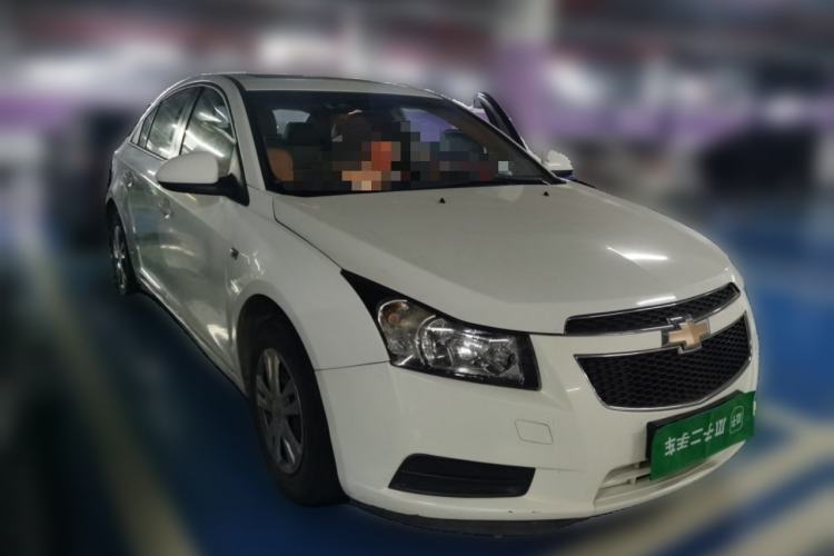 Used Chevrolet Cruze 2013 1.6L SL Grand Edition Automatic Front Right 45 Deg