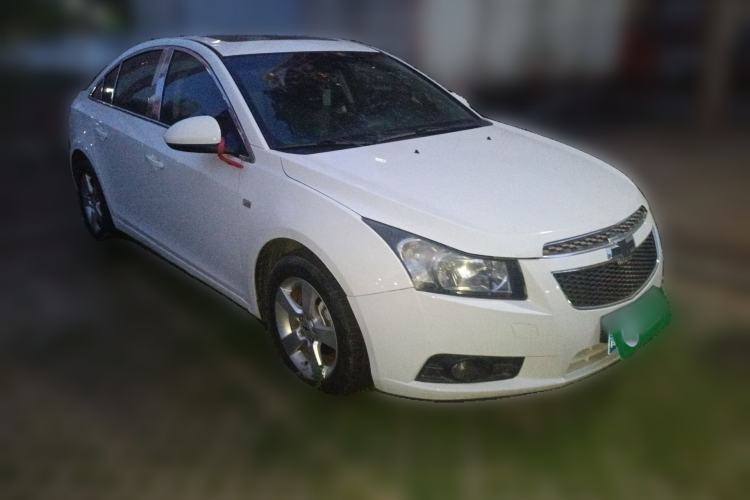Used Chevrolet Cruze 2013 1.8L SE AT Front Right 45 Deg