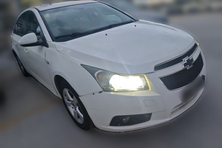 Used Chevrolet Cruze 2013 1.8L SE AT Front Right 45 Deg