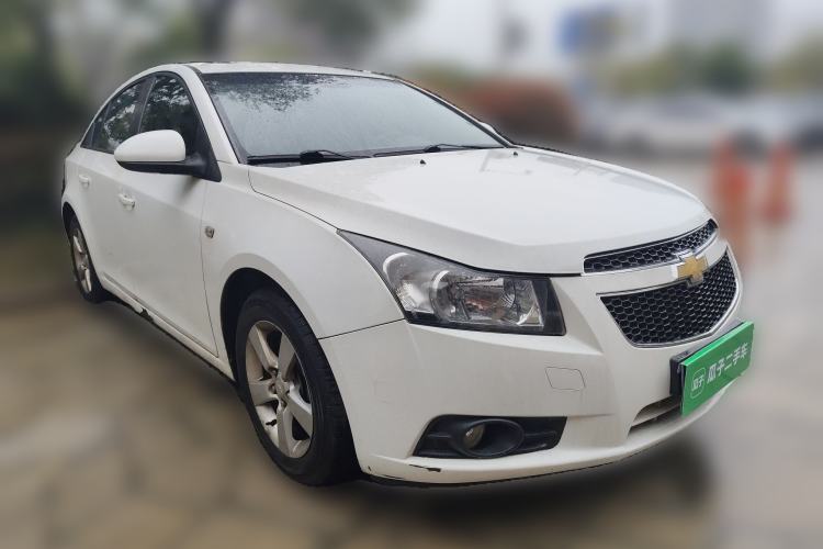 Used Chevrolet Cruze 2013 1.8L SE AT Front Right 45 Deg