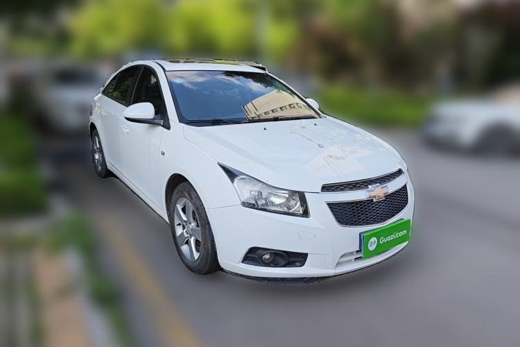 Used Chevrolet Cruze 2013 1.8L SE AT Front Right 45 Deg