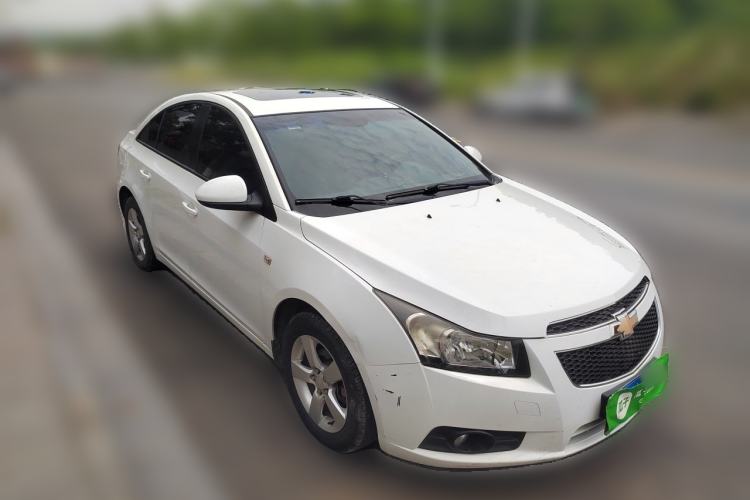Used Chevrolet Cruze 2013 1.8L SE AT Front Right 45 Deg