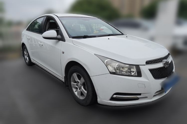 Used Chevrolet Cruze 2013 1.6L SL MT Front Right 45 Deg