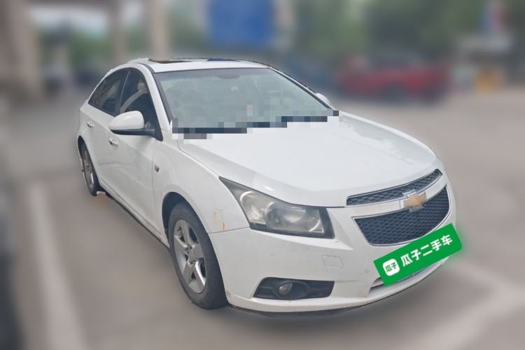Used Chevrolet Cruze 2013 1.8L SE AT Front Right 45 Deg