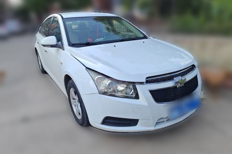 Used Chevrolet Cruze 2013 1.6L SL MT Front Right 45 Deg