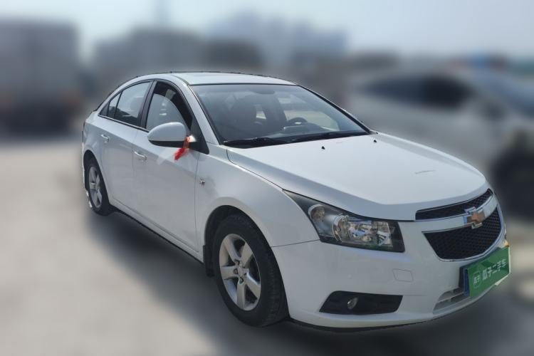 Used Chevrolet Cruze 2013 1.8L SE AT Front Right 45 Deg