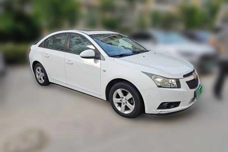 Used Chevrolet Cruze 2013 1.8L SE AT Front Right 45 Deg