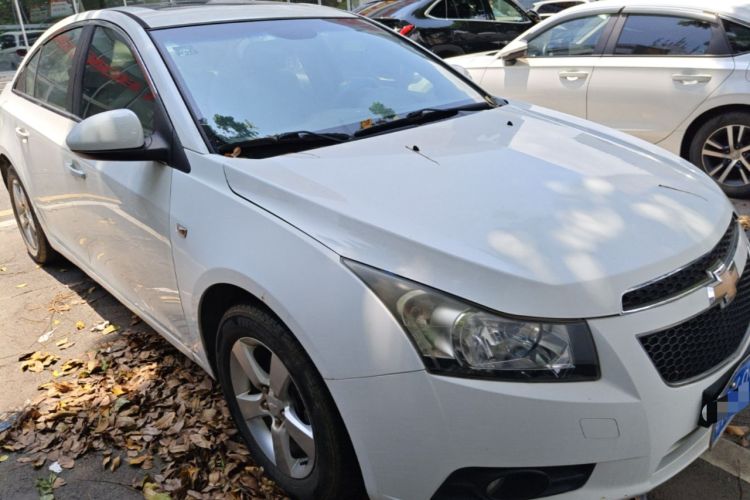 Used Chevrolet Cruze 2013 1.6L SE AT Front Right 45 Deg