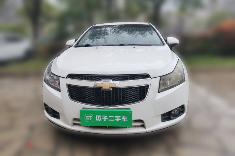 Used Chevrolet Cruze 2013 1.8L SE AT Front
