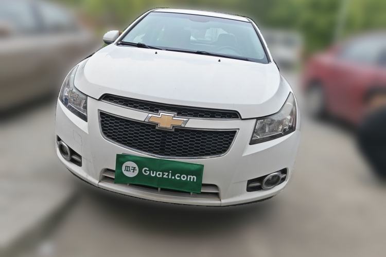 Used Chevrolet Cruze 2013 1.6L SE MT Front