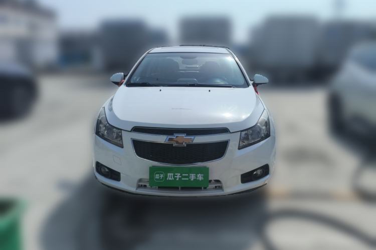 Used Chevrolet Cruze 2013 1.8L SE AT Front