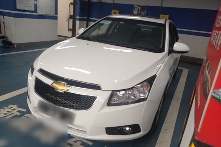 Used Chevrolet Cruze 2013 Hatchback 1.6L Automatic Luxury Model Guazi used car, China used car export, Used car for sale, Used cars, Cheapest cars for sale